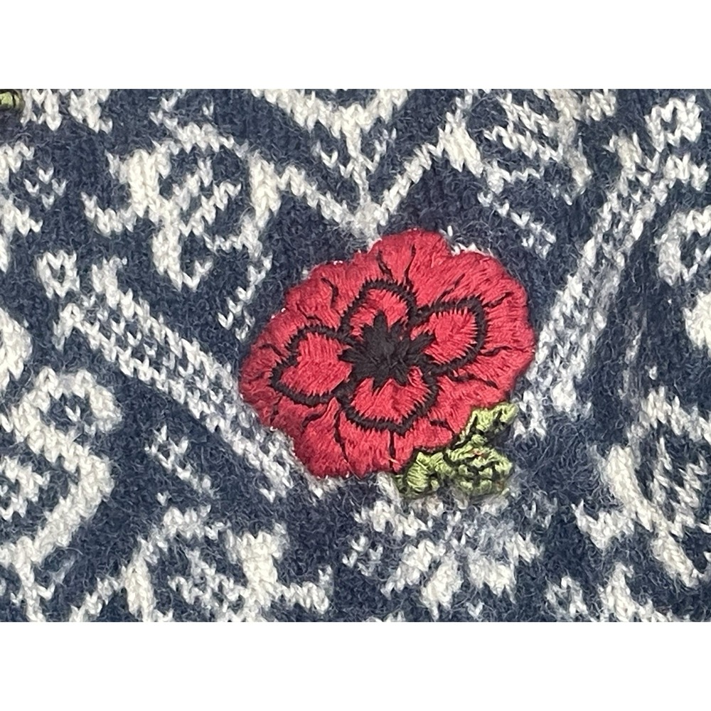 Rare Vintage Dale of Norway Embroidered Wool Cardigan | Cottagecore | Size S - Picture 6 of 11